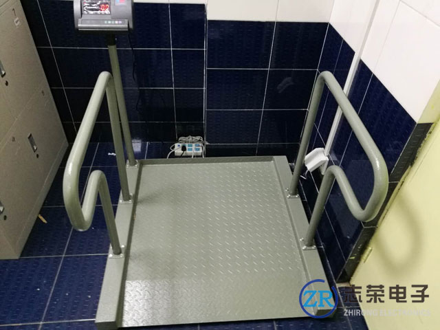 2月25日出售5臺(tái)T605型號(hào)輪椅秤給東莞市萬豐醫(yī)療(圖1) 輪椅秤